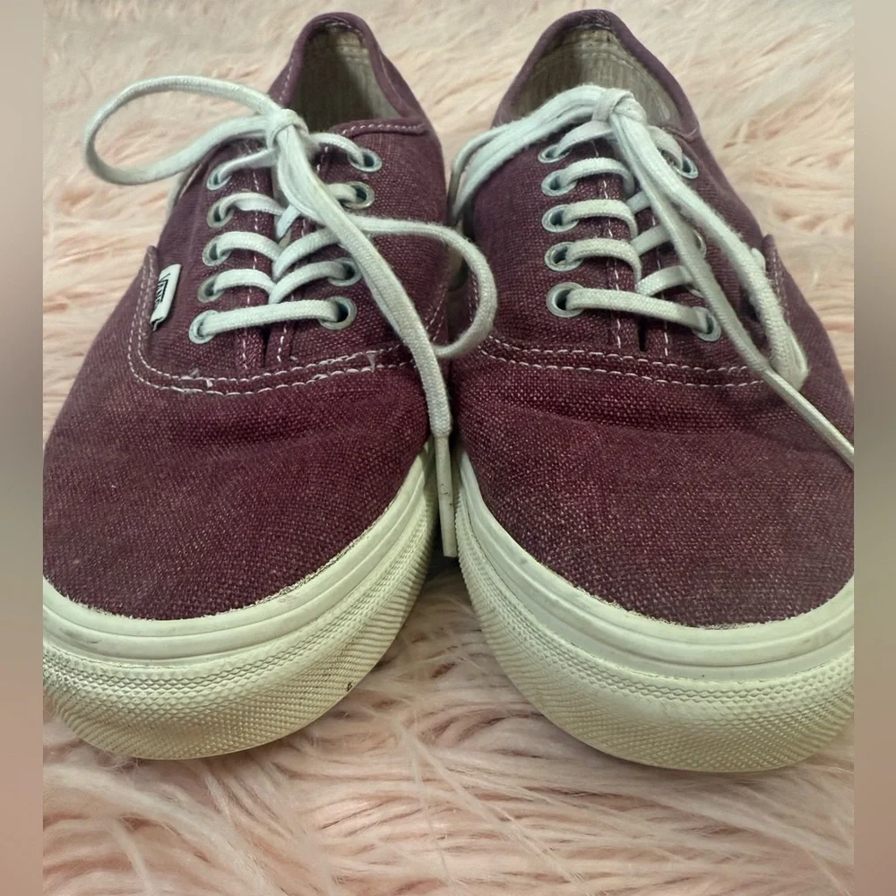 VANS Purple Low-Top Lace-up Off the Wall Skate Sneakers